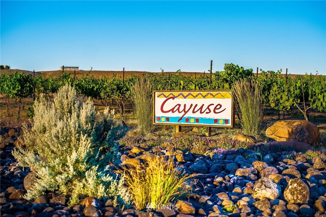 Property Photo:  5006  Road 7.3  NE  WA 98837 