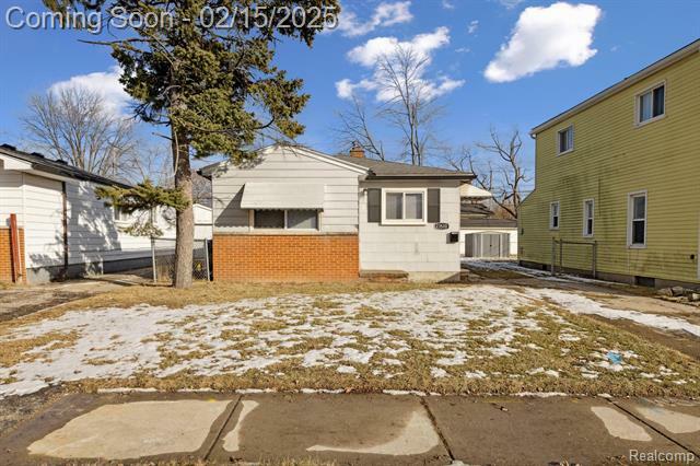 Property Photo: 23510 Columbus Avenue MI 48089