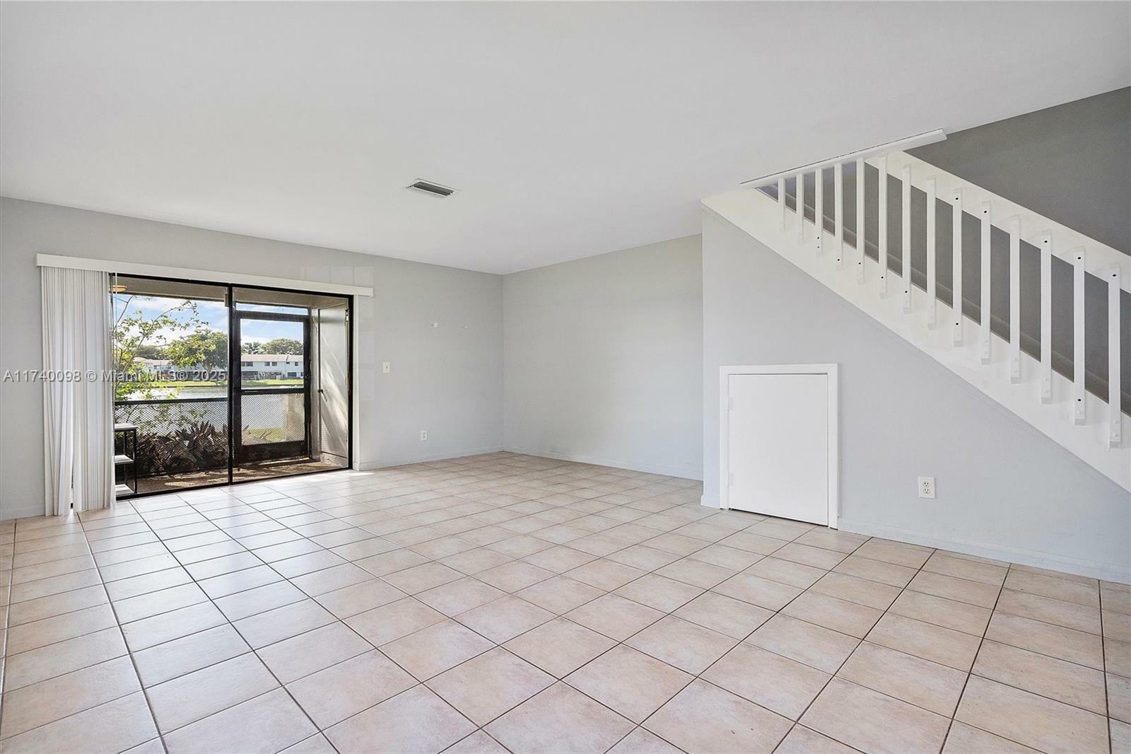 Property Photo:  10472 NW 6th St  FL 33026 