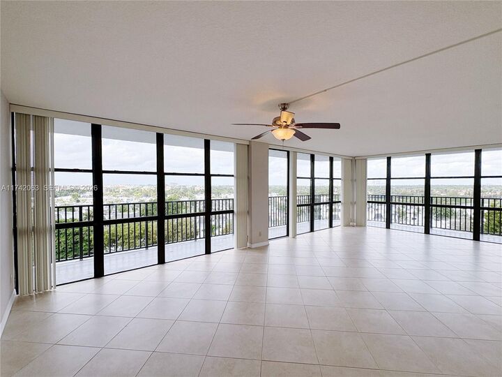 Property Photo: 800 Parkview Dr 909 FL 33009
