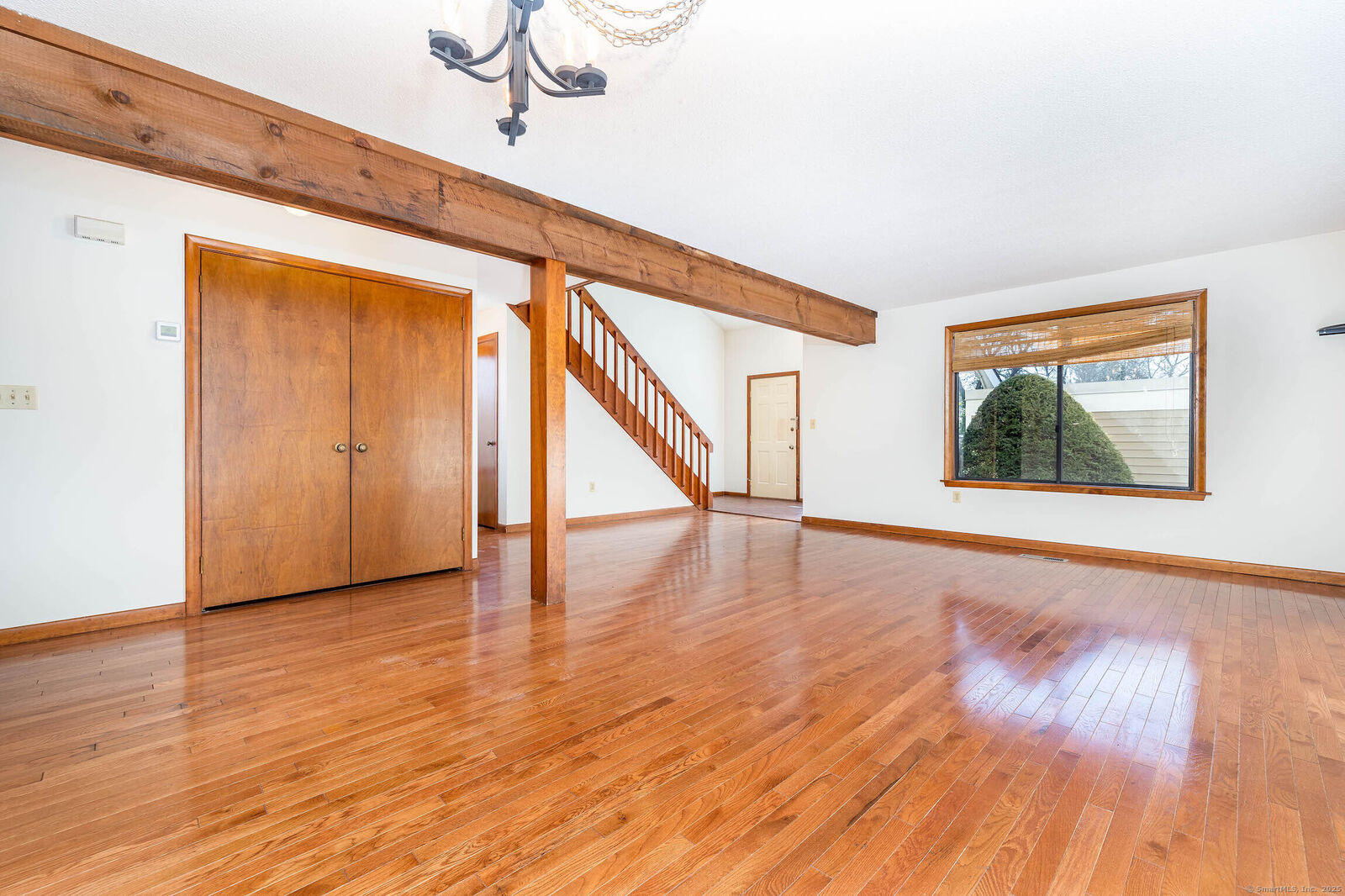 Property Photo:  598 Mountain Road Apt D  CT 06117 