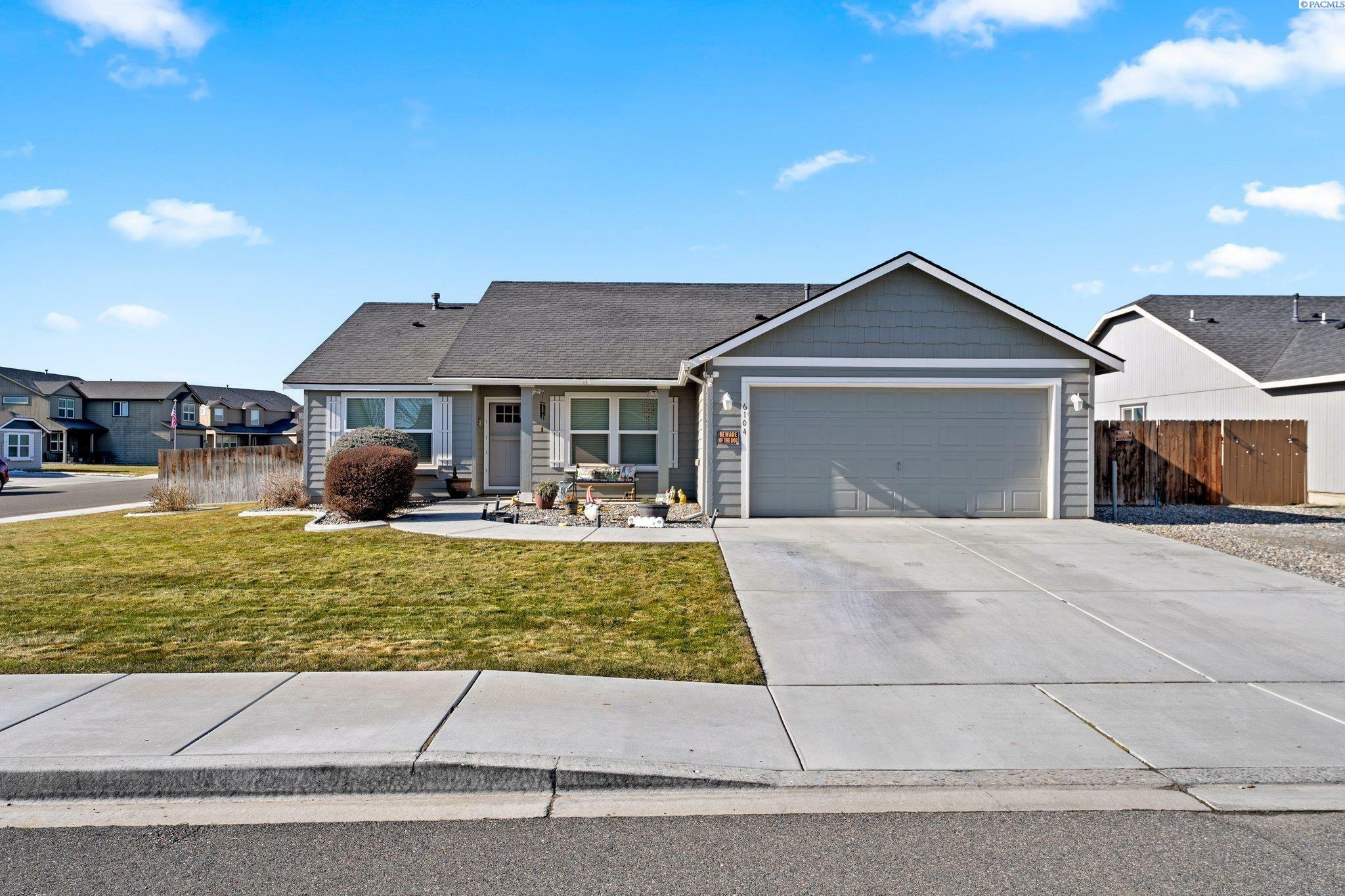 6104 Bayview Ln  Pasco WA 99301 photo