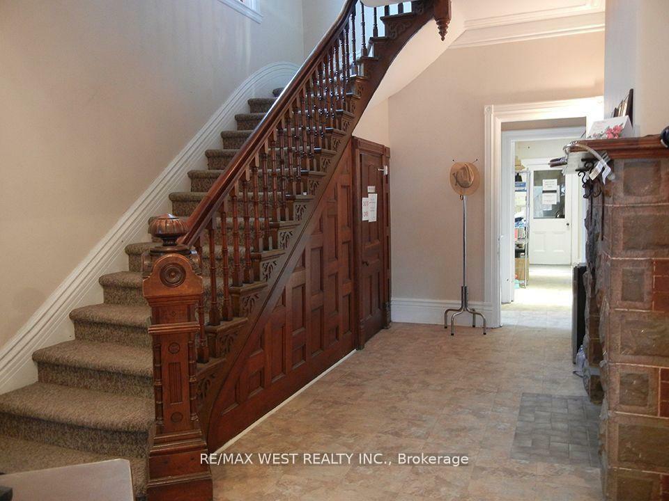 Property Photo:  169 Bayfield St  ON L4M 3B4 