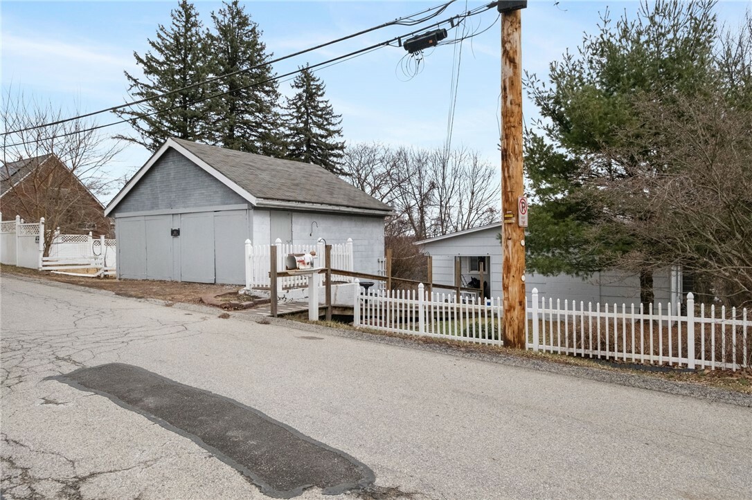 Property Photo: 634 Mortimer Ave PA 15145