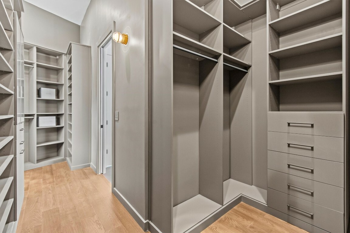 Property Photo: 1809 McKinley Avenue TX 78702