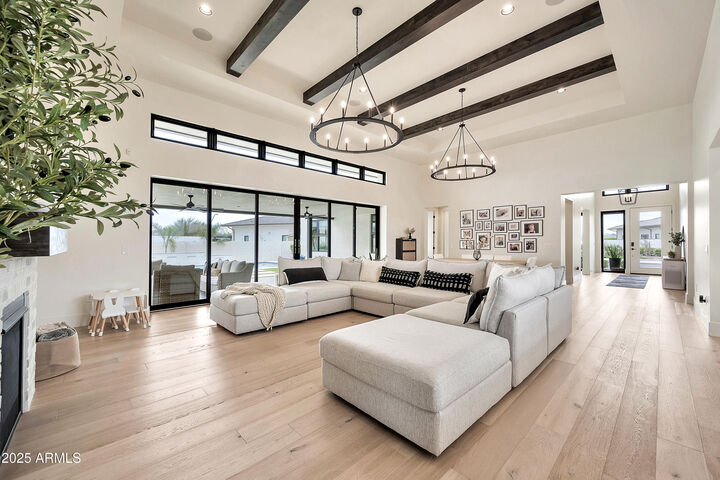 3964 E Penedes Drive  Gilbert AZ 85298 photo