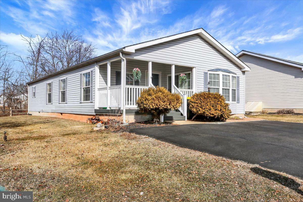 Property Photo:  309 Village Way  PA 19468 