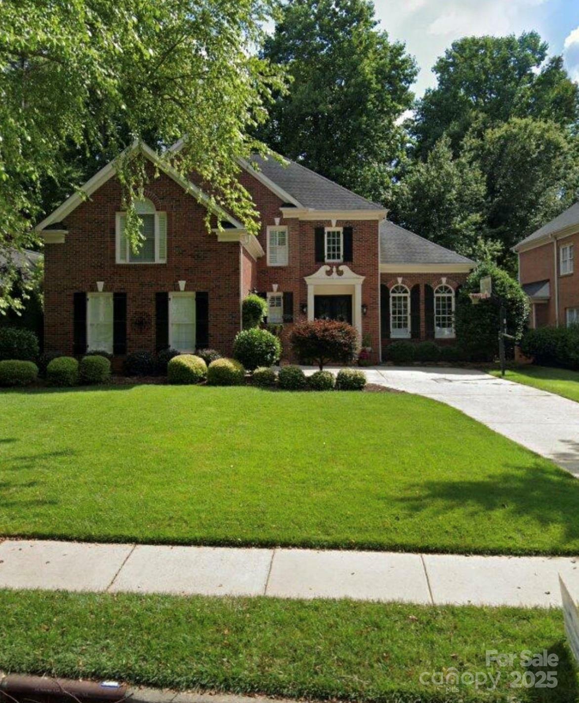 Property Photo:  18601 Dembridge Drive  NC 28036 