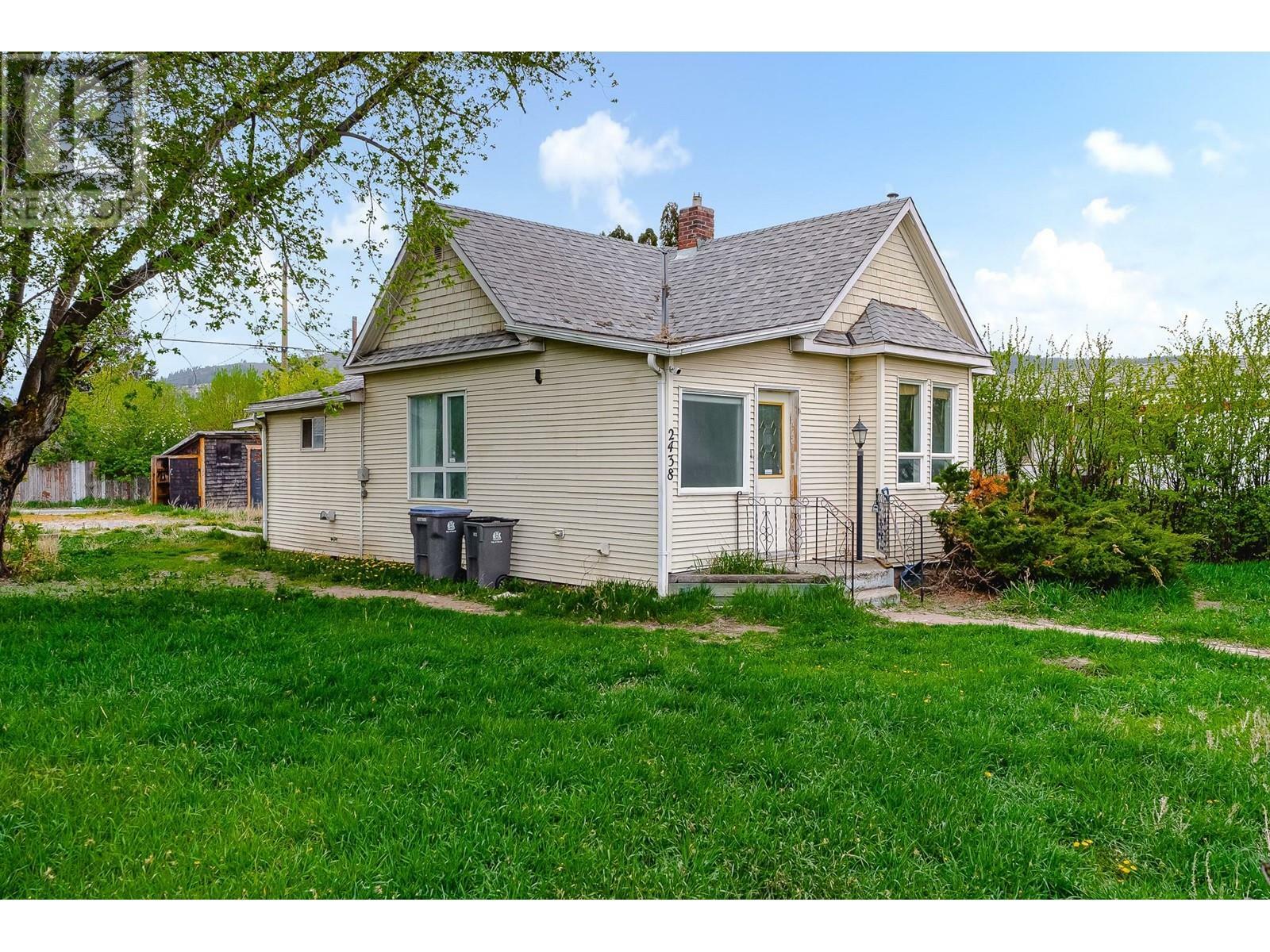Property Photo: 2438 Jackson Avenue BC V1K 1B8