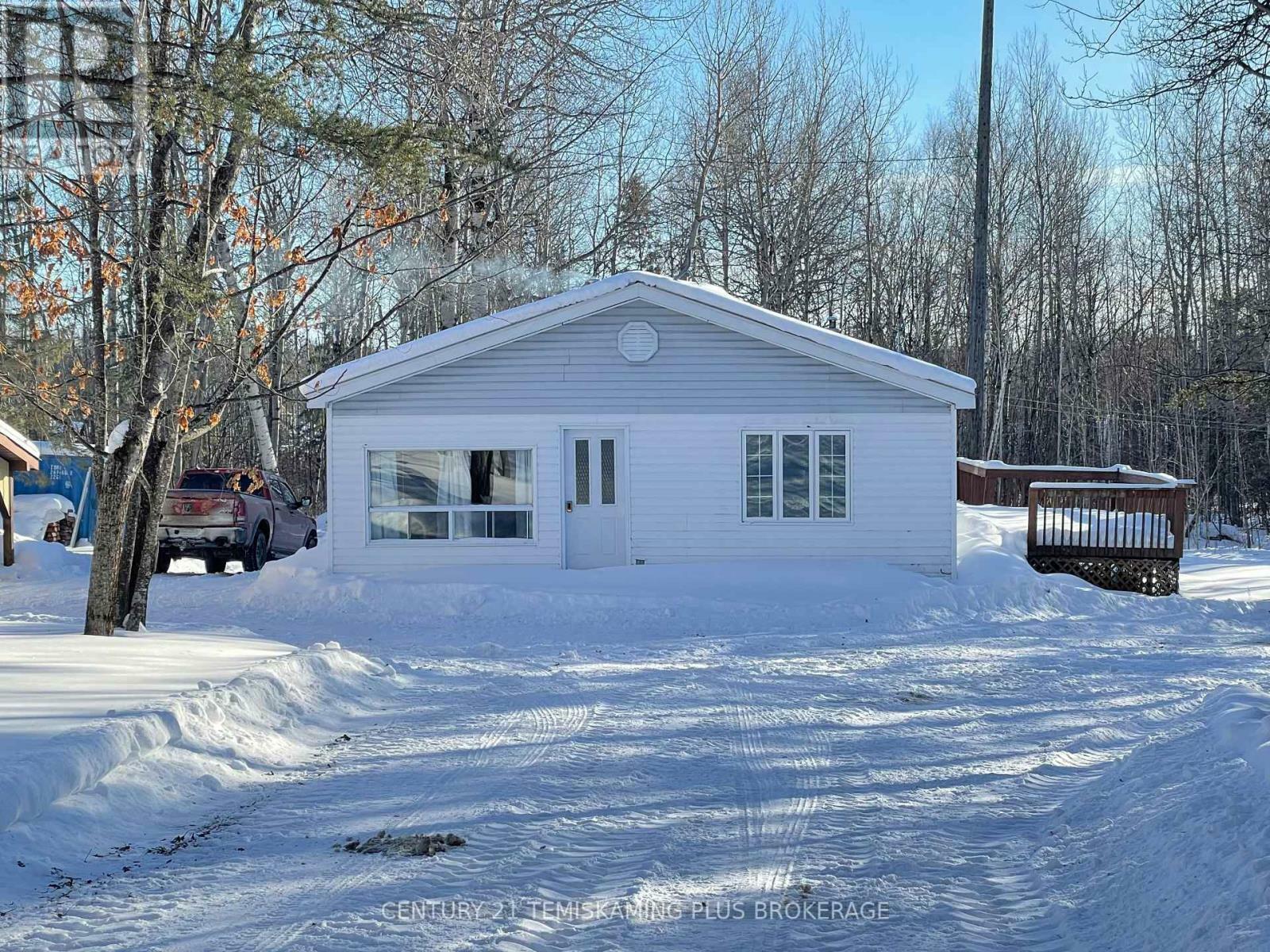 Photo de la propriété:  944062 Maybrook Road  ON P0J 1P0 