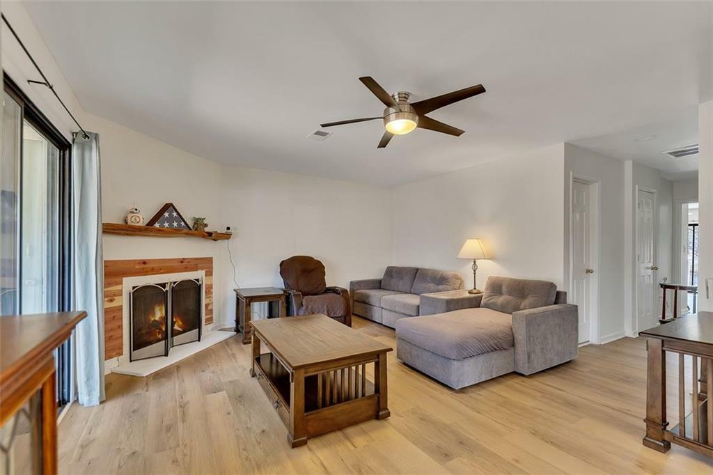 Property Photo: 702 Hanover Lane SE GA 30067