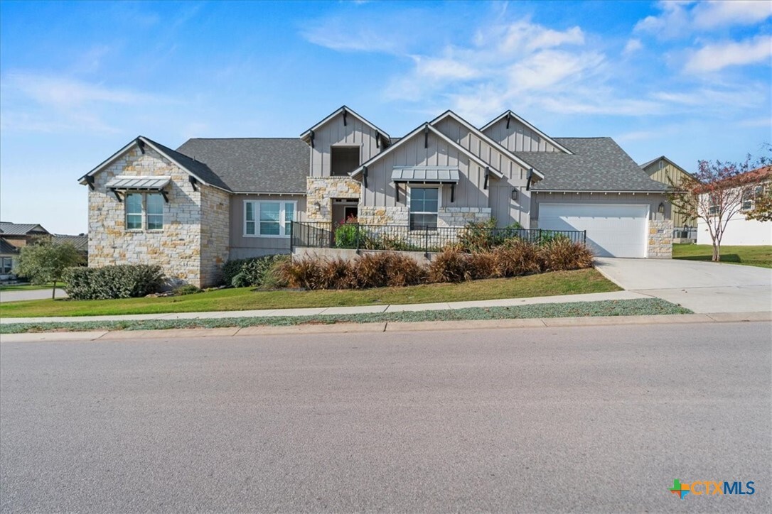 Property Photo: 609 Dancing Oak Lane TX 78666