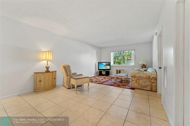 Property Photo:  649 W Oakland Park Blvd 110A  FL 33311 