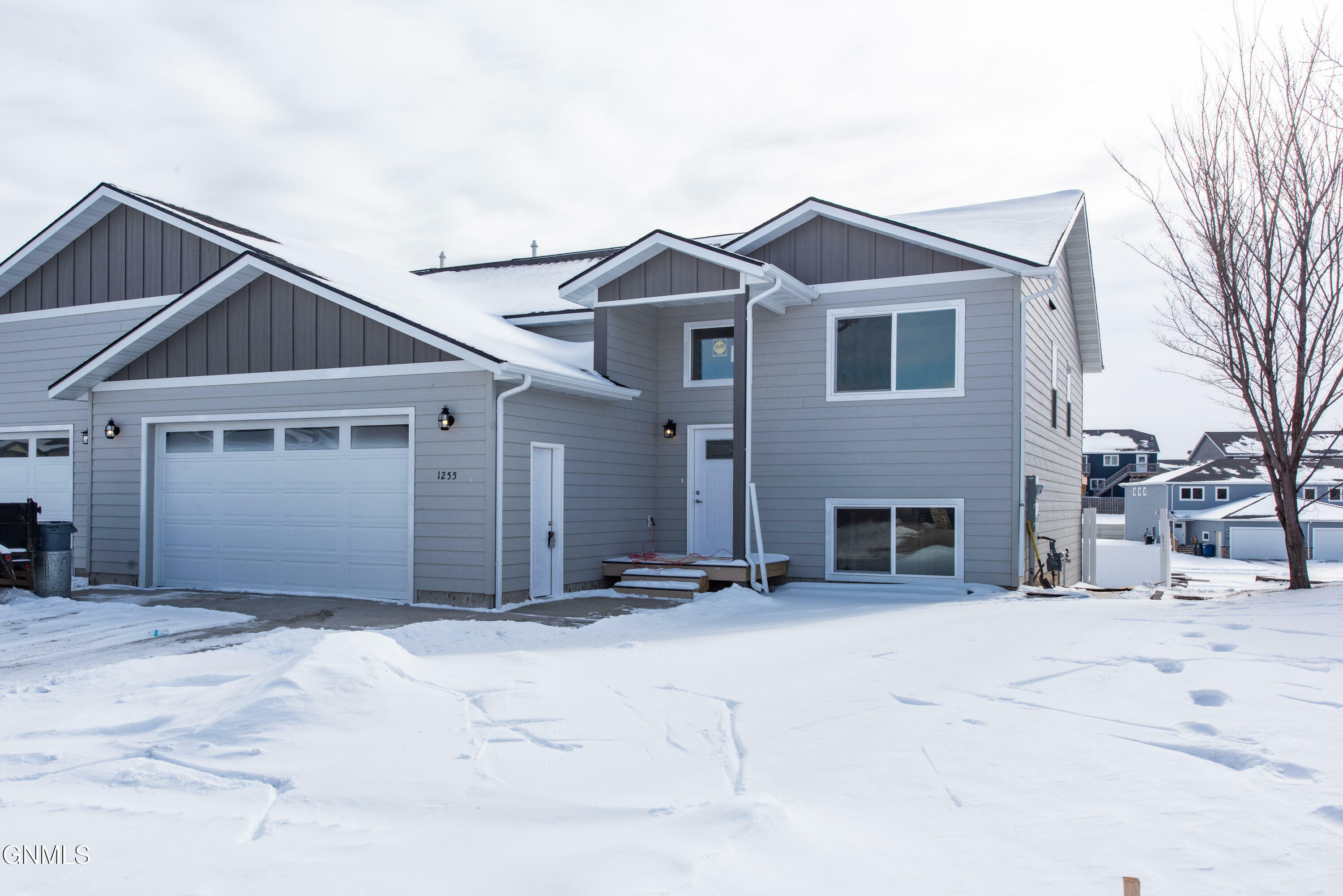 Property Photo:  1255 25th Street W  ND 58601 