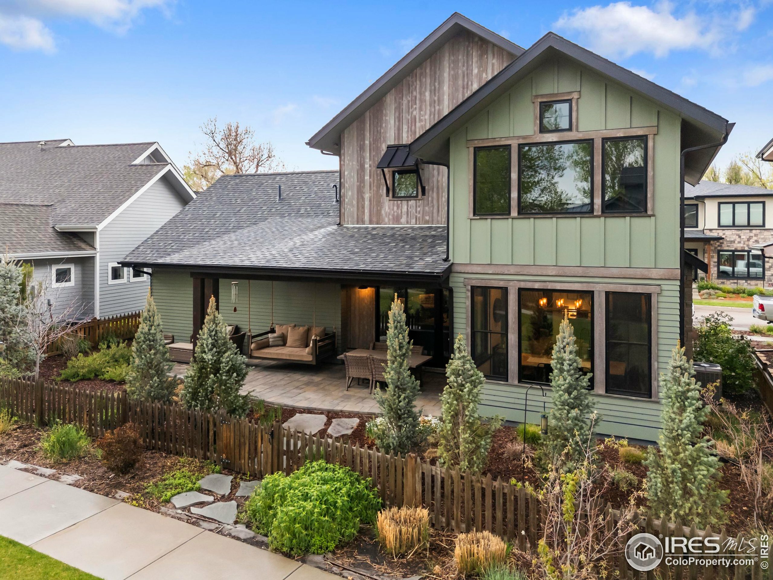 Property Photo: 745 Harts Gardens Ln CO 80521