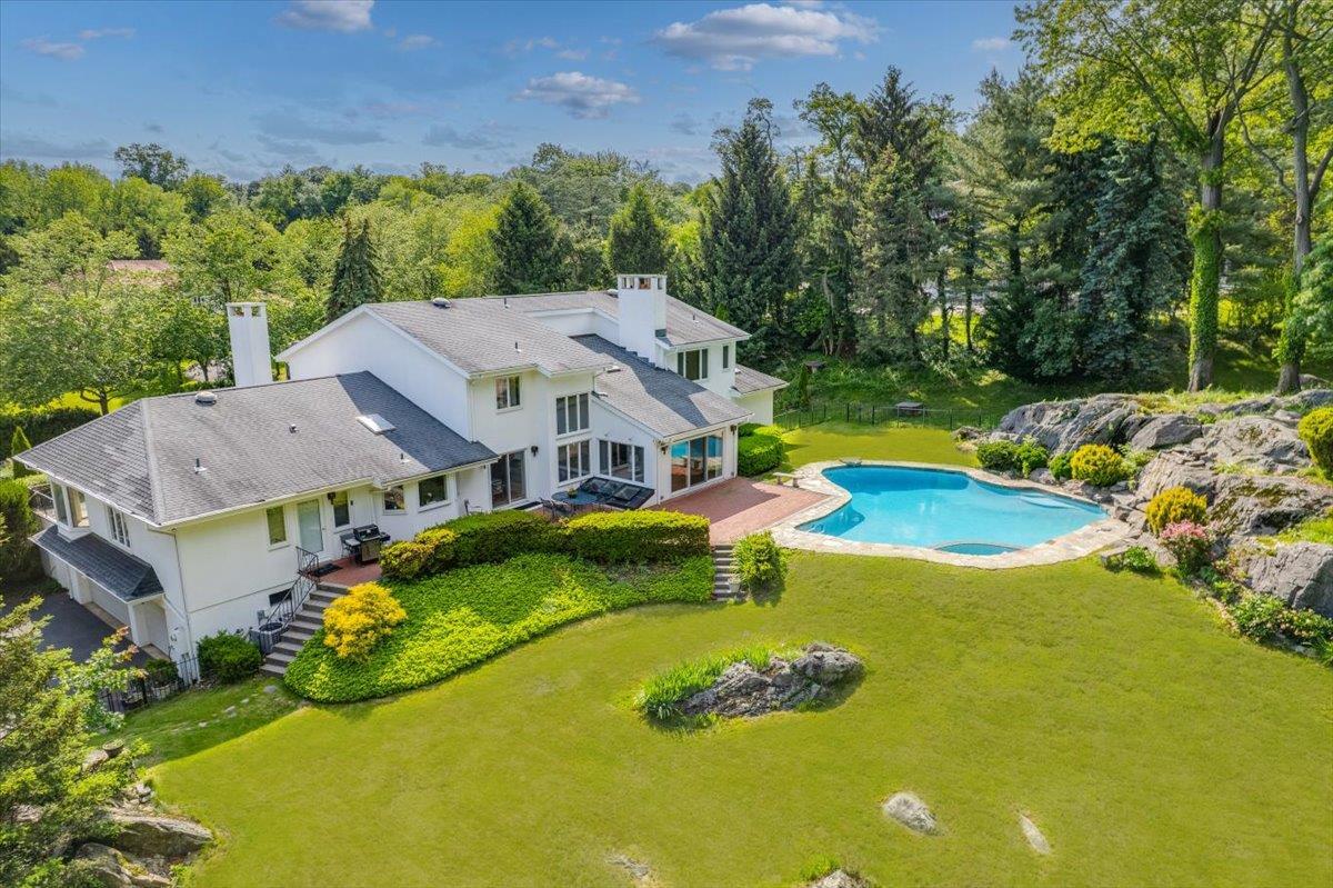 Property Photo: 14 Lakeside Drive NY 10580