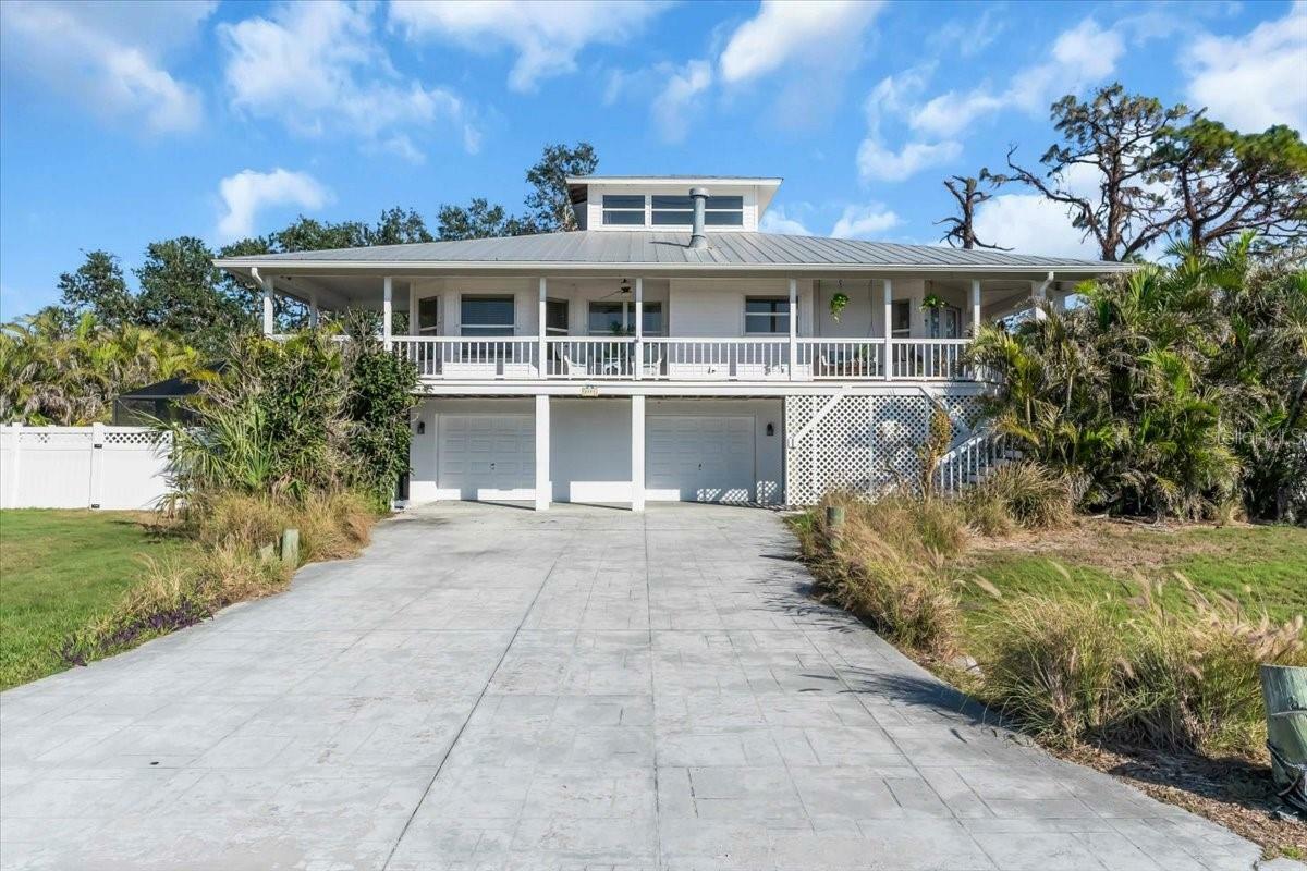 Property Photo: 2371 Scenic Drive FL 34293