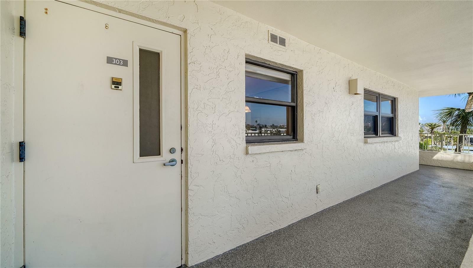 Property Photo: 5780 Midnight Pass Road 303B FL 34242