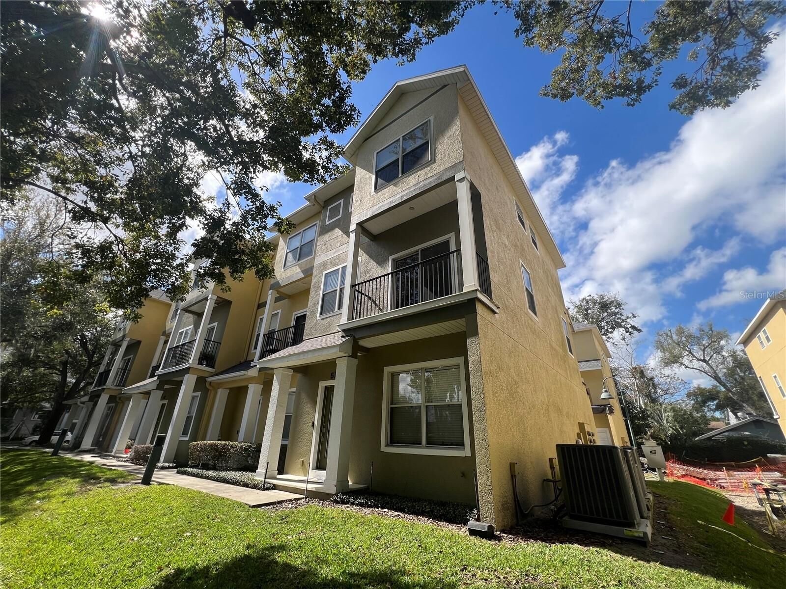 Property Photo: 5 W Harding Street E FL 32806