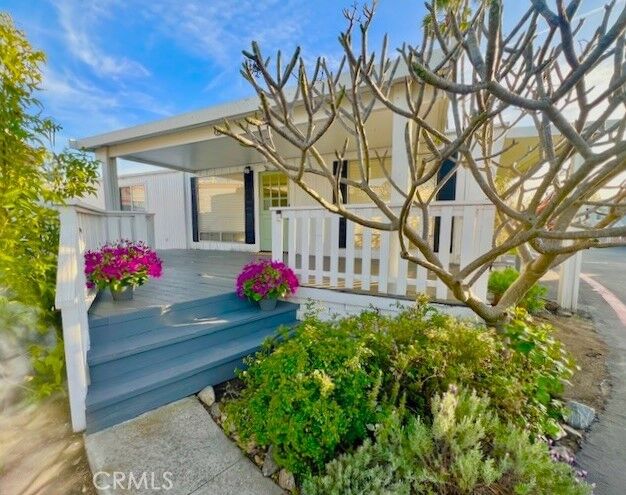 242 Lexington Circle  Newport Beach CA 92660 photo