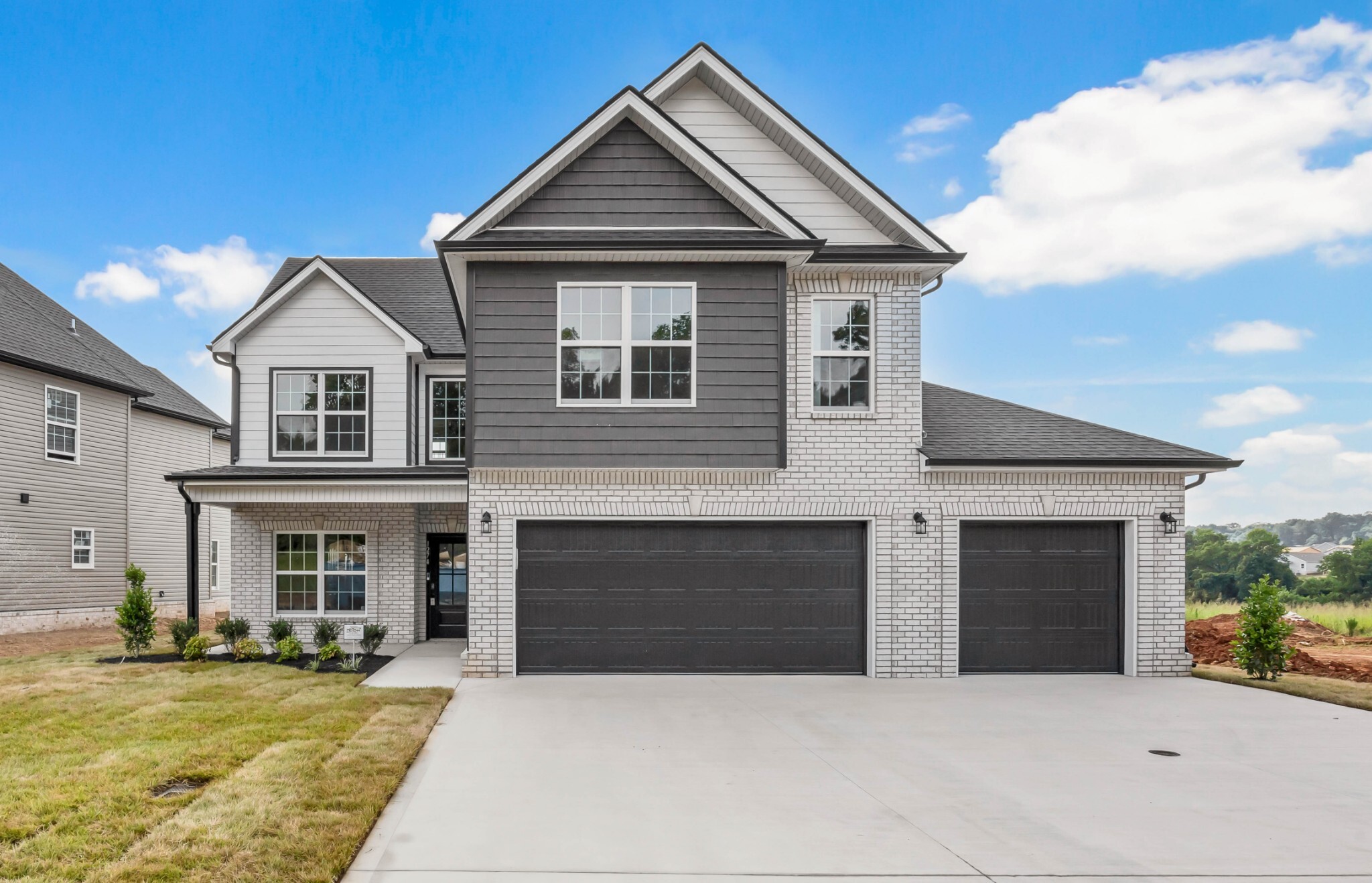 Property Photo: 1274 Mourning Cloak Dr TN 37043