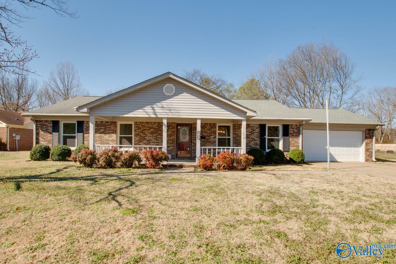 Property Photo: 1086 Joshua Drive AL 35803
