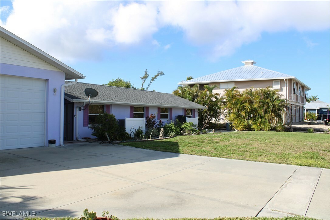 Property Photo:  5251-5253 Serenity Cove  FL 33922 