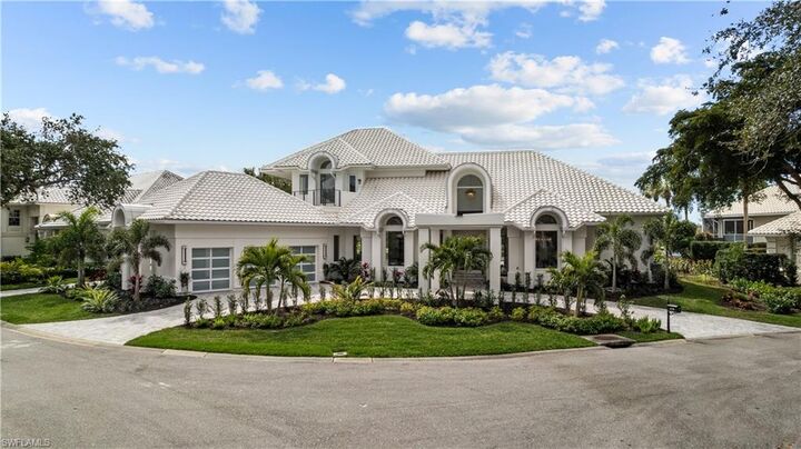 Property Photo: 4306 Sanctuary Way FL 34134