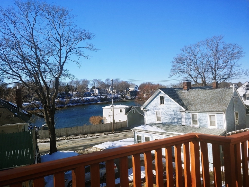 Property Photo:  6 Reynard St  MA 01930 