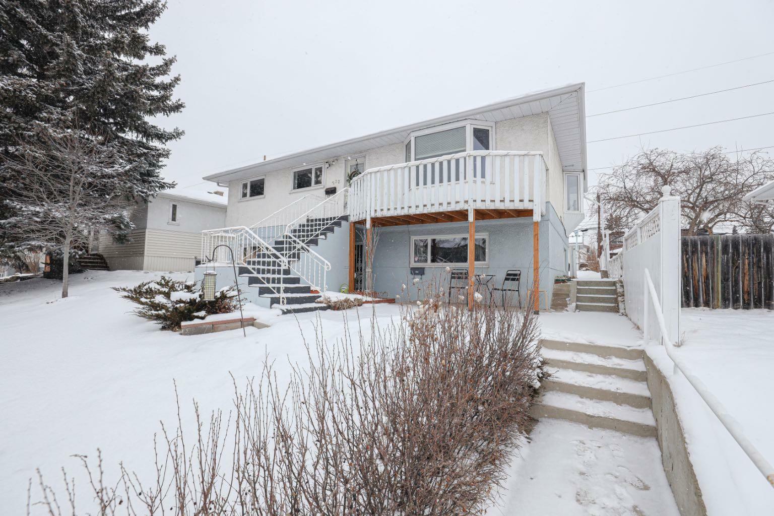 Photo de la propriété:  232 32 Avenue NE  AB T2E 2G7 