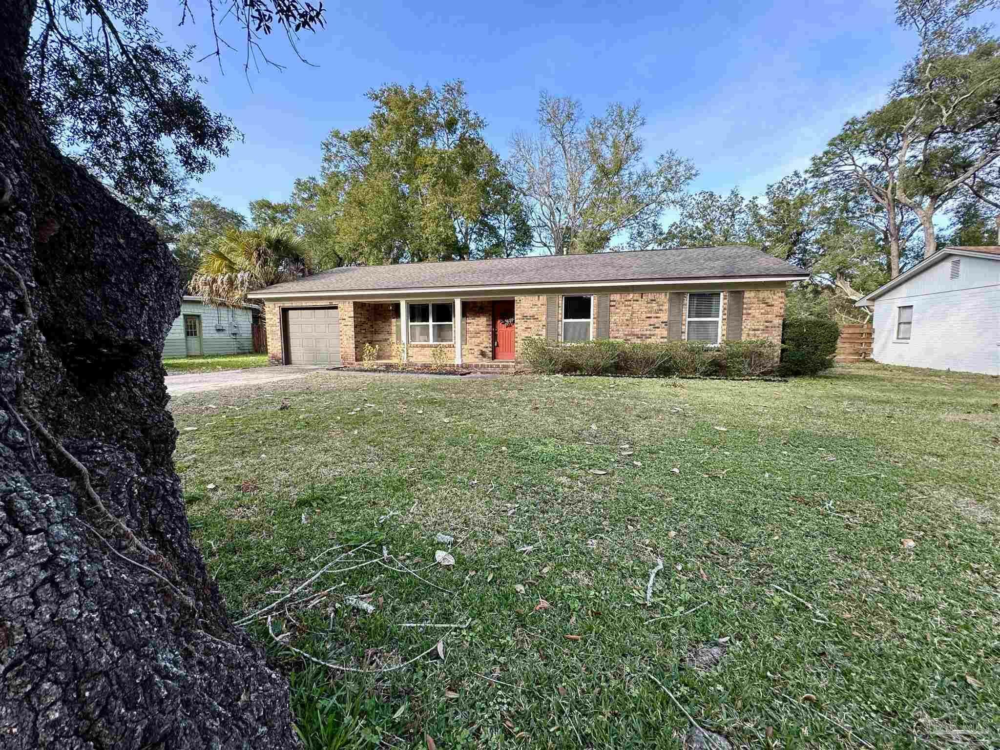 Property Photo:  4426 Creighton Rd  FL 32504 