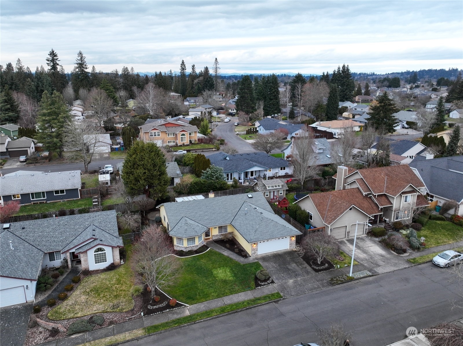 Property Photo:  402 NW 131st Street  WA 98685 