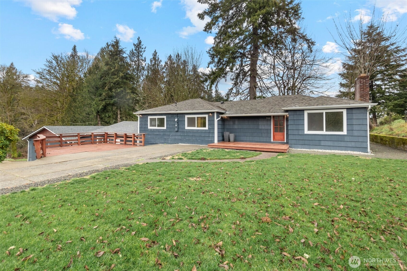 Property Photo:  700 702  Dennis Street SE  WA 98501 