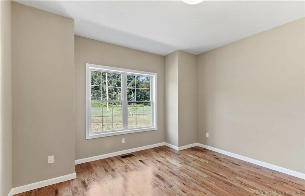 Property Photo:  75 Oliver Road  CT 06082 