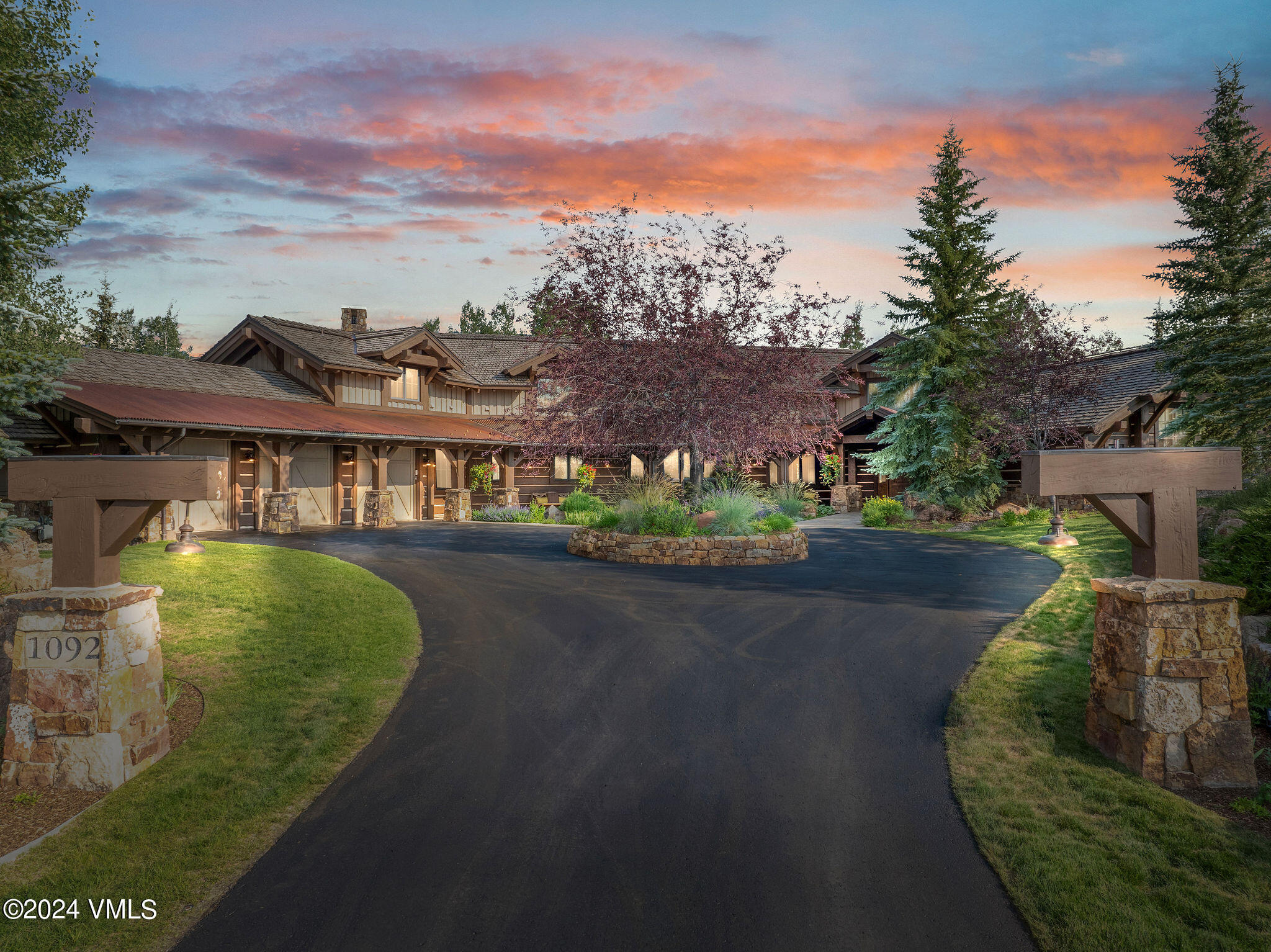 Property Photo: 1092 The Summit Trail CO 81632