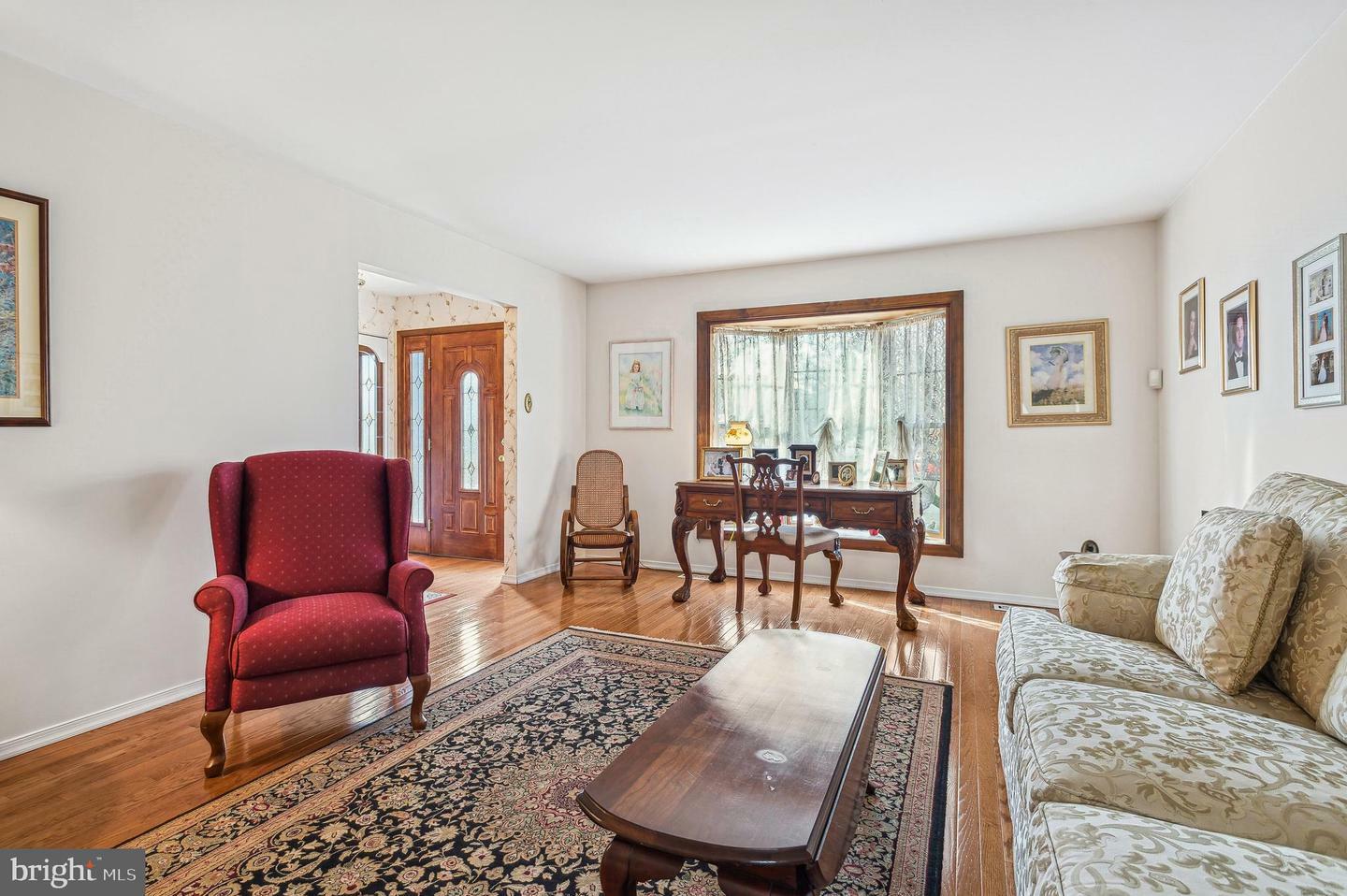 Property Photo:  130 Tara Terrace  NJ 08053 