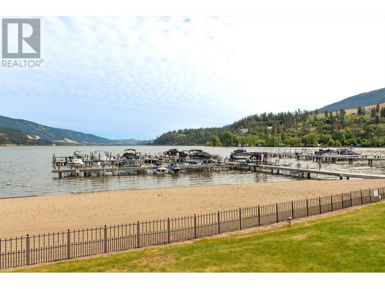 Property Photo: 3570 Woodsdale Road 105 BC V4V 1Y9