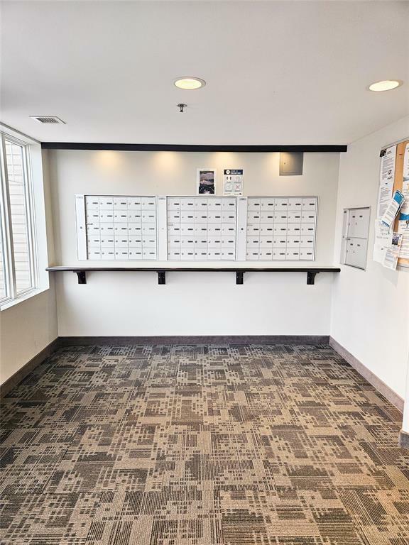 Property Photo: 235 Bridgeland Drive MB R3Y 0T7