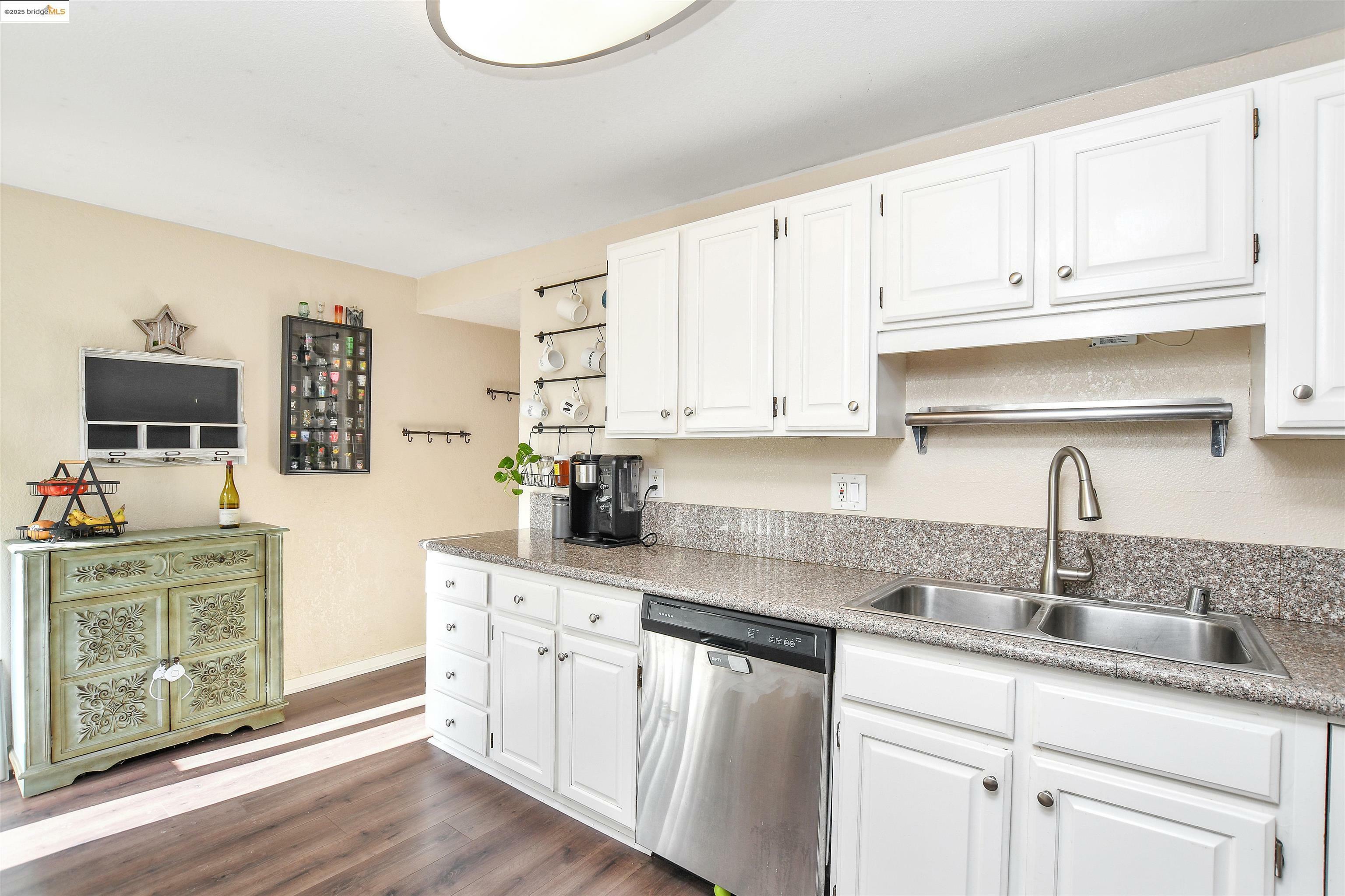 Property Photo: 3194 Ameno Rd CA 94519