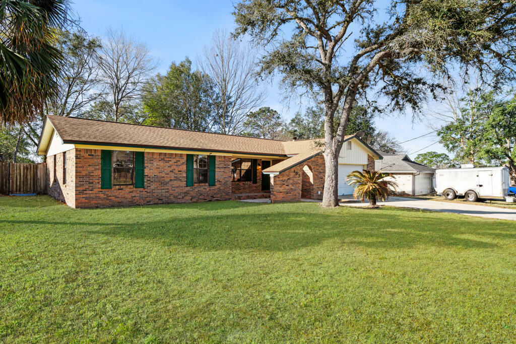 Property Photo: 107 Campbell Avenue FL 32536