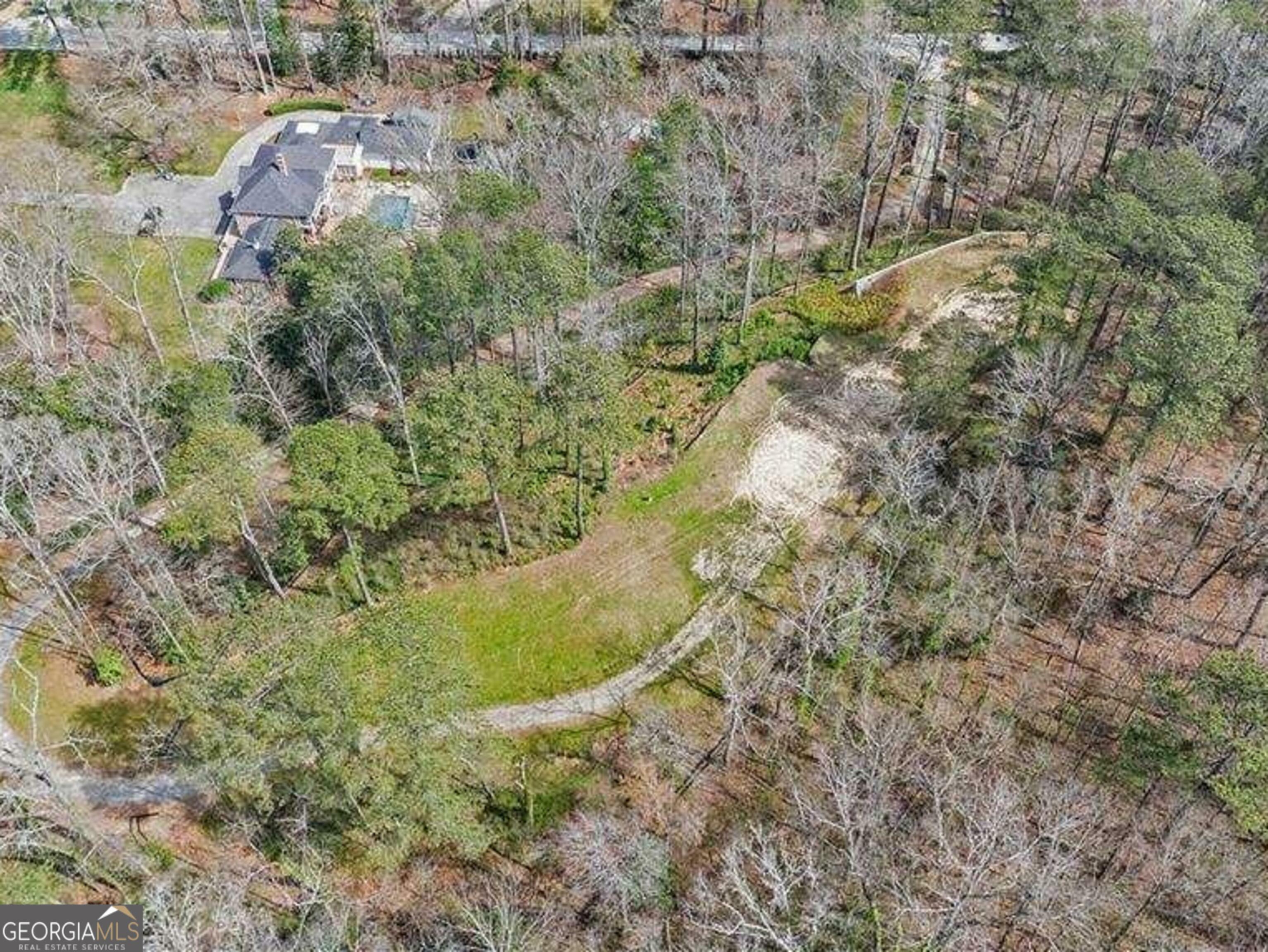 Property Photo: 4888 Jett Road GA 30327