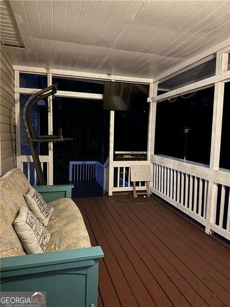 Property Photo:  134 Paces Lakes Overlook  GA 30157 