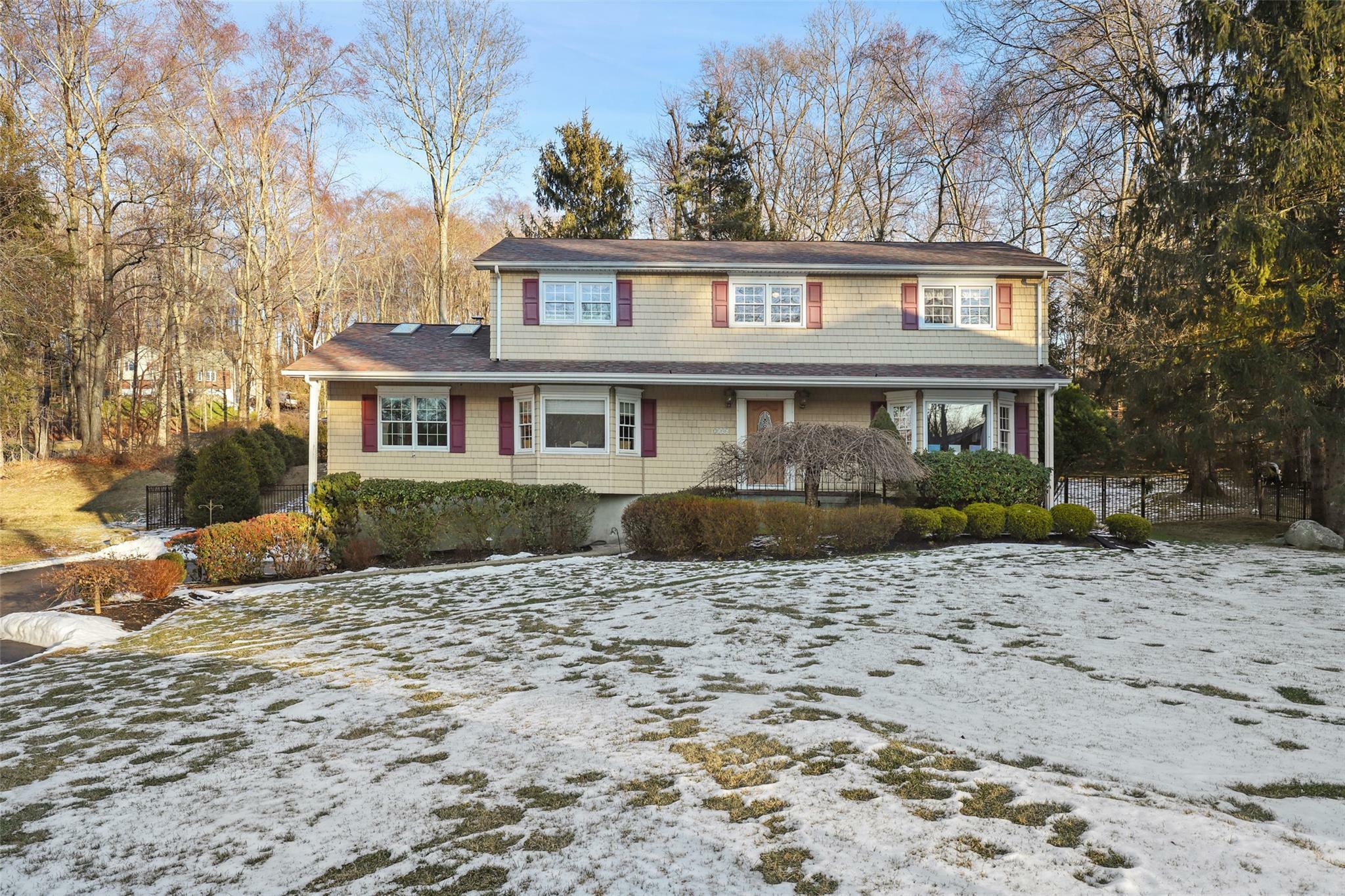 Property Photo:  2196 Pondfield Court  NY 10598 