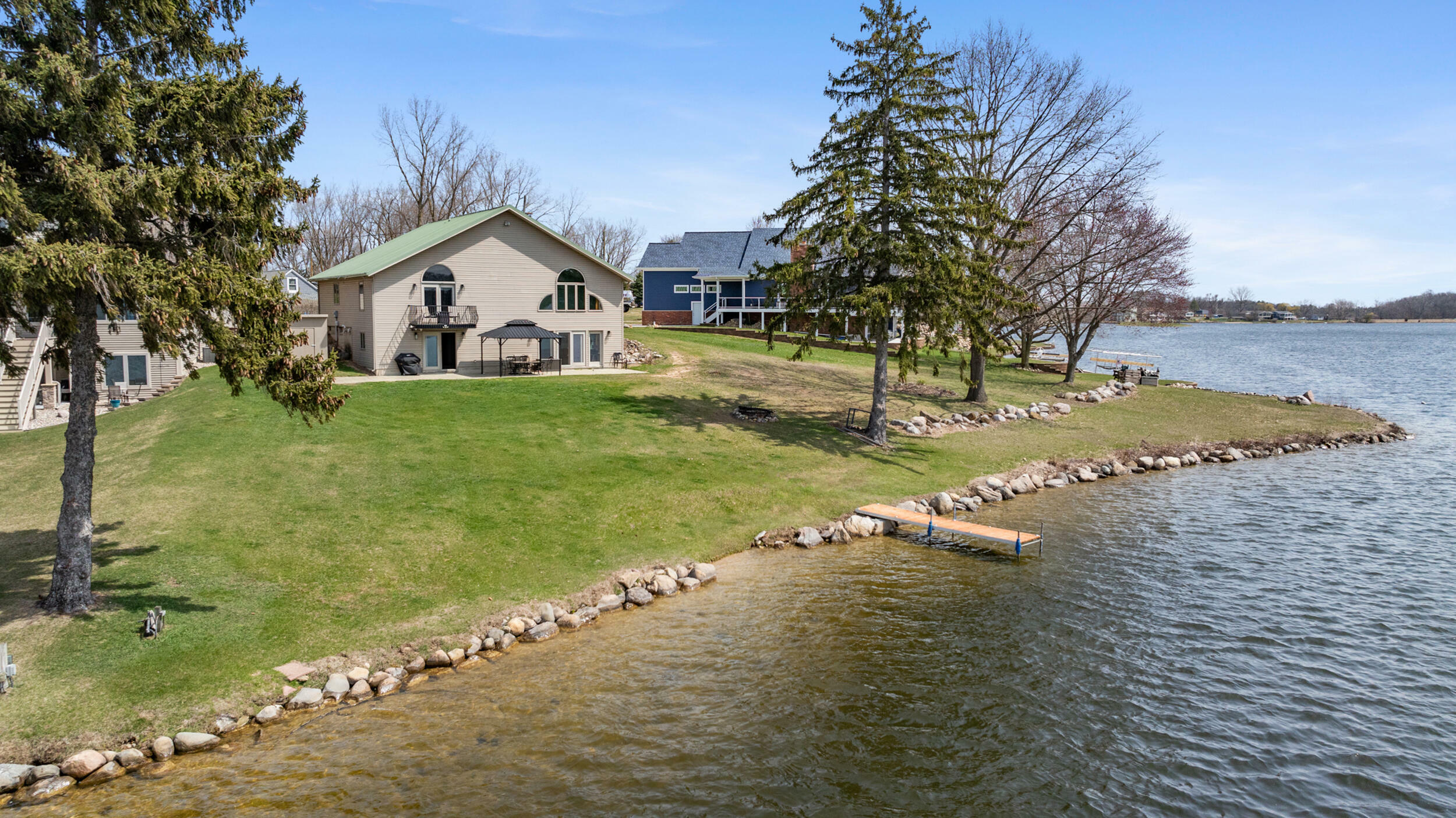 Property Photo: 14113 Grandview Drive MI 49233