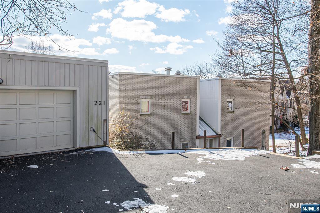 Property Photo: