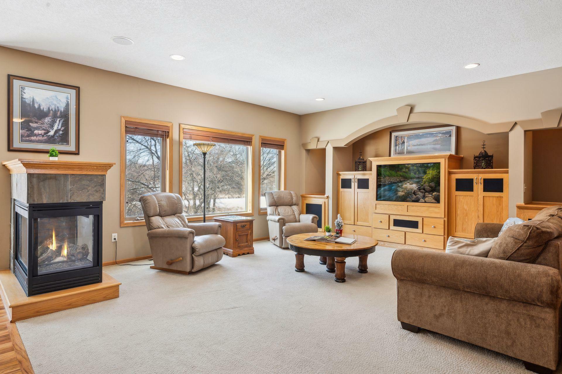 Property Photo:  4743 Lange Avenue NE  MN 55376 