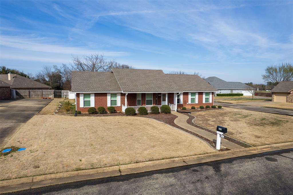 Property Photo: 604 Mustang TX 75457