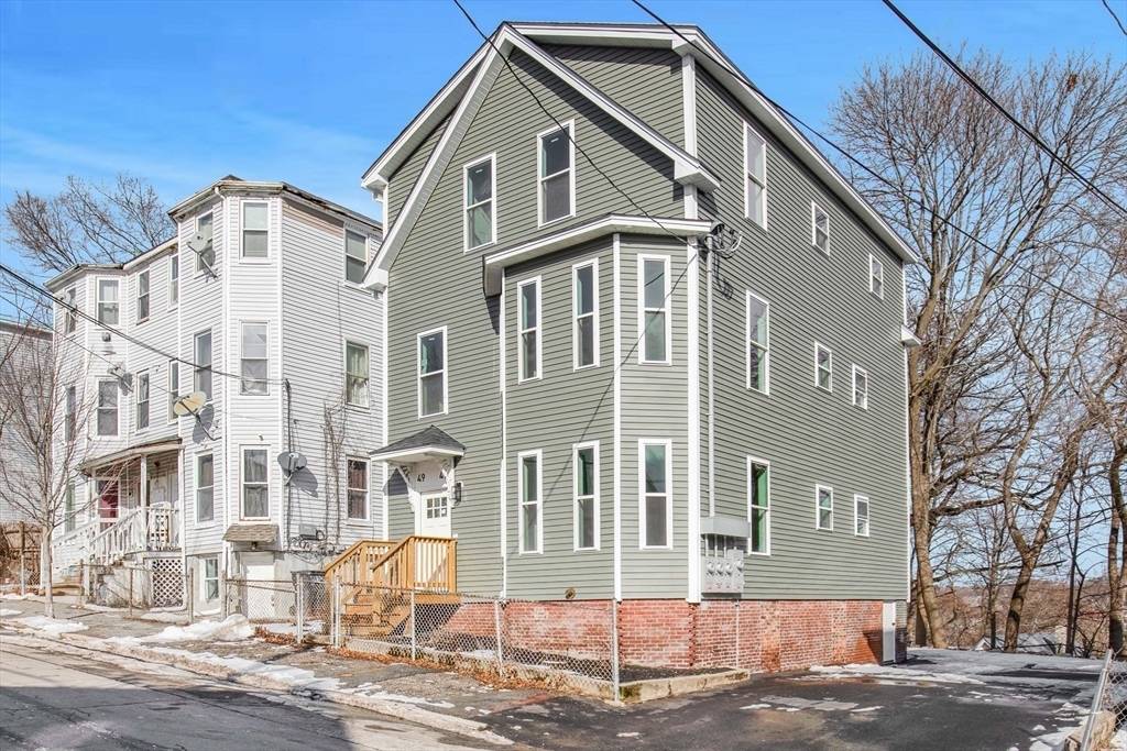 Property Photo:  49 Bellevue Ave 2  MA 01832 