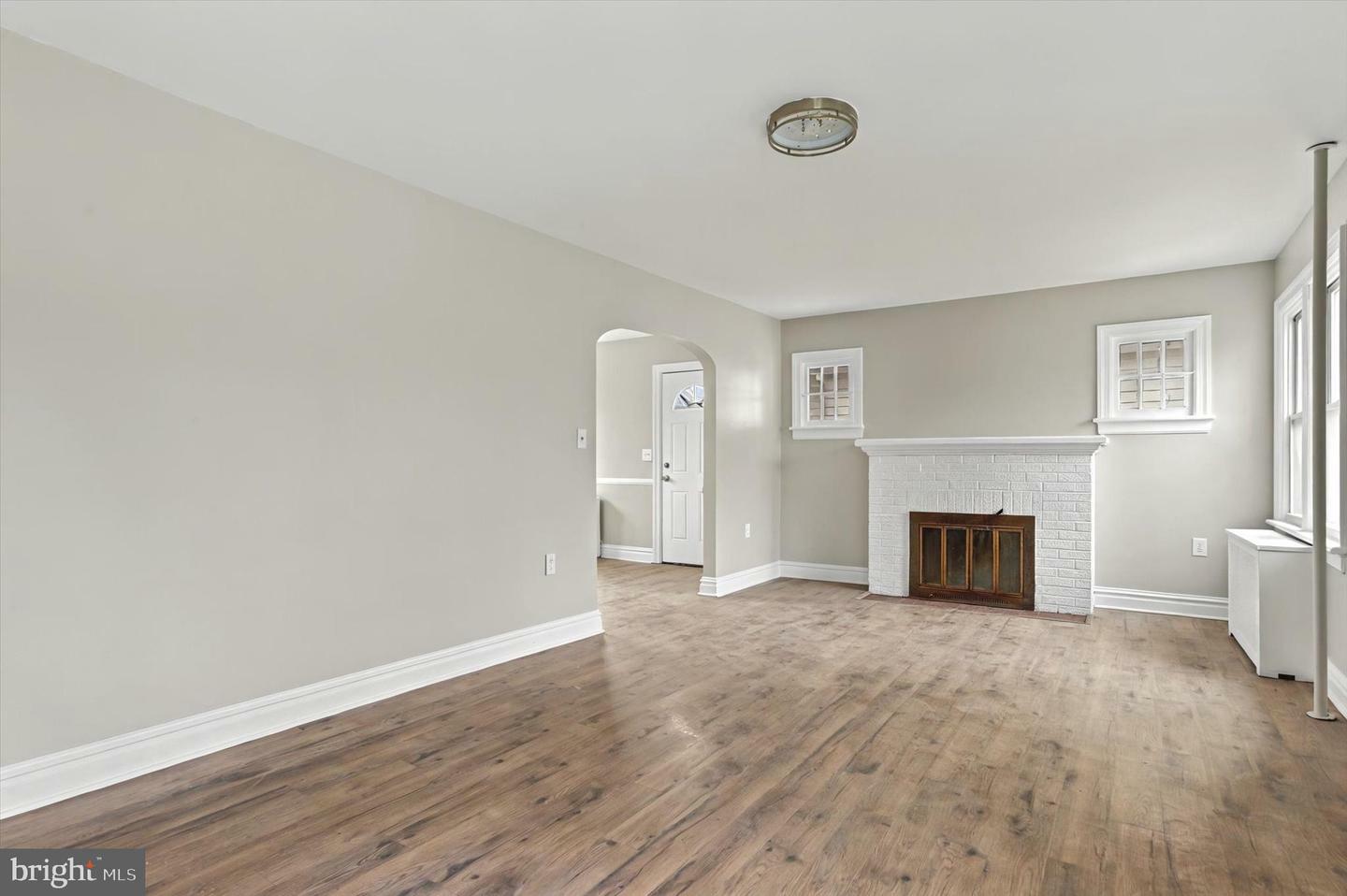 Property Photo:  54 N Madison Street  PA 17109 