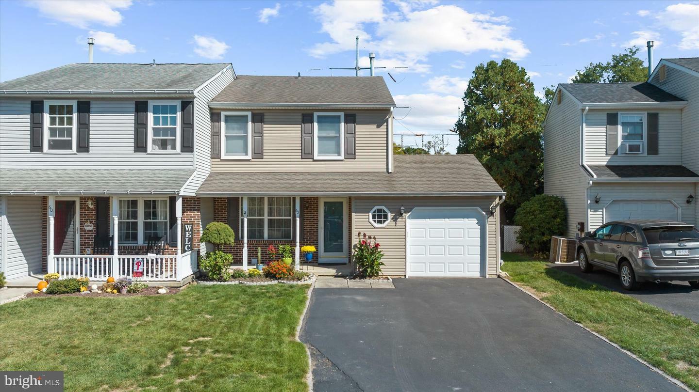 Property Photo:  62 Wynmere Drive  PA 19044 